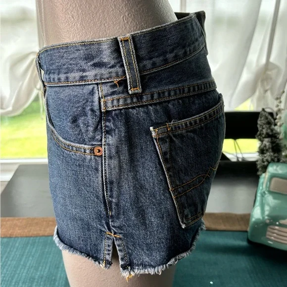 Vintage LUCKY BRAND Denim Cut Off Jean Shorts - Sz 4/27 - Picture 6 of 14